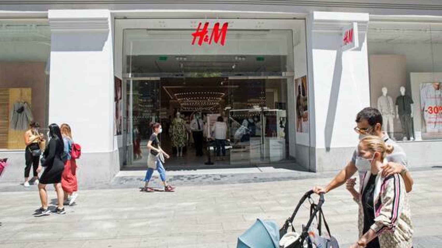 Pueta de H&M en la Gran Vía de Madrid.
