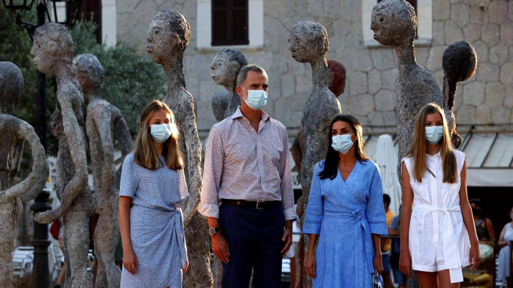 La Familia Real en el Santuario de Santa María de Lluc en Palma.