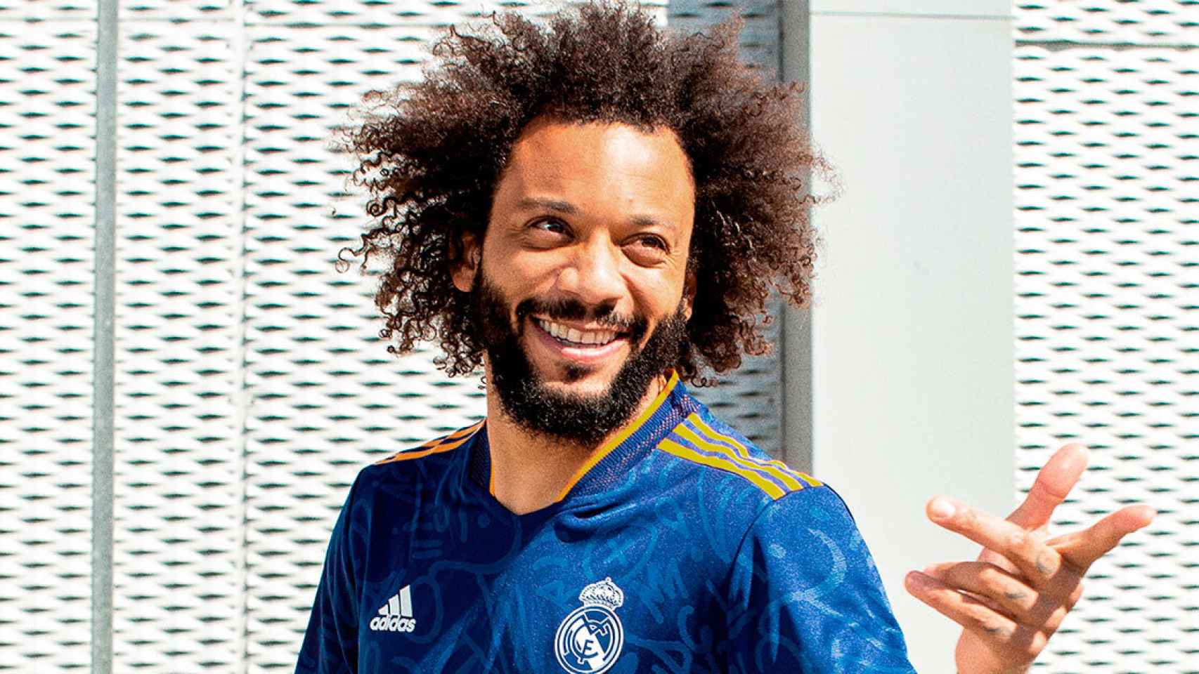 Marcelo con la segunda camiseta del Real Madrid