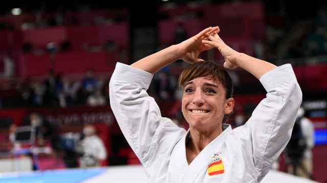 Sandra Sánchez celebra su oro en Tokio 2020