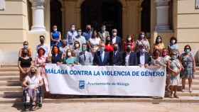 Minuto de silencio del Ayuntamiento de Málaga contra la violencia de género