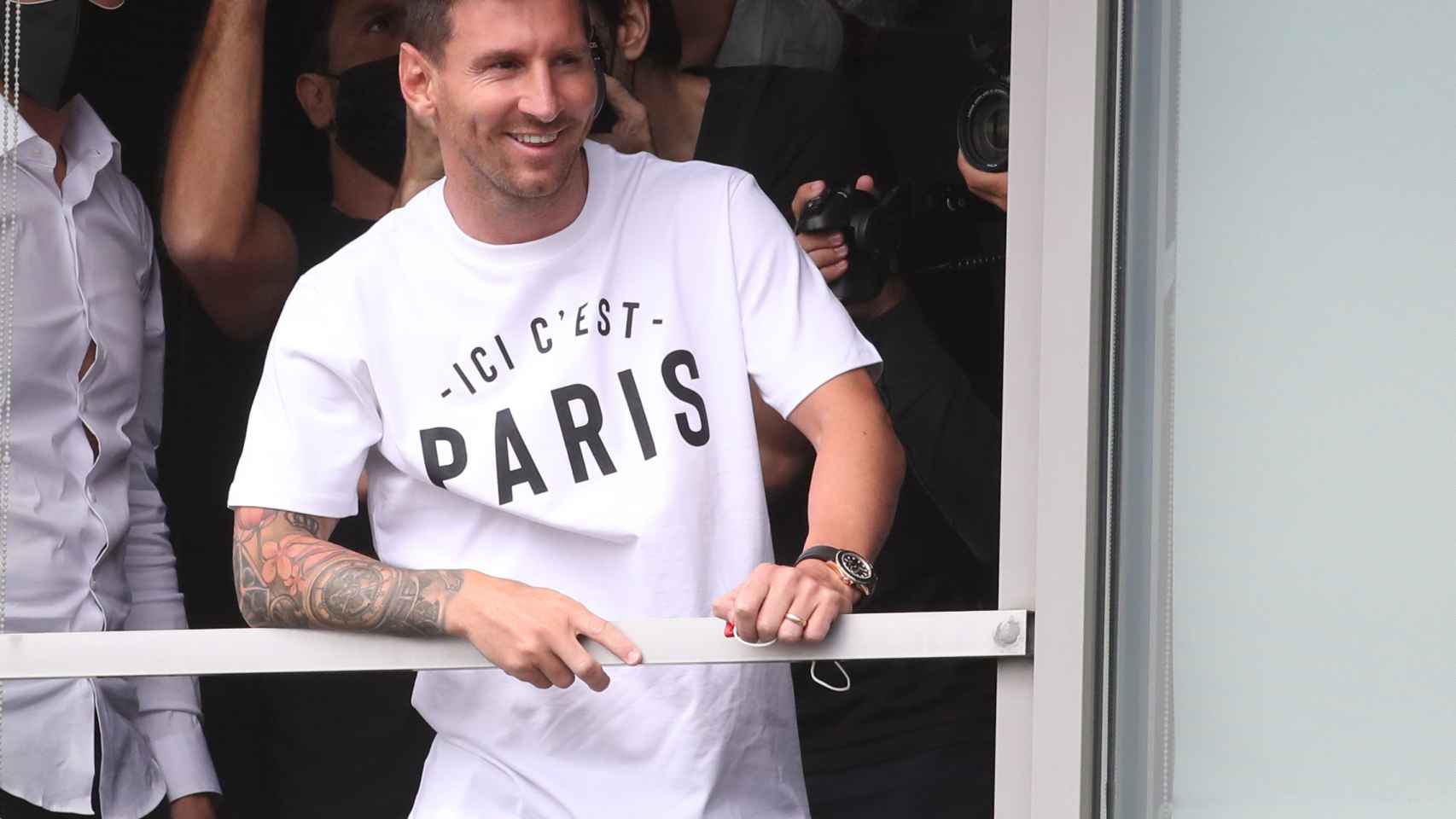 Leo Messi, en su llegada a París para firmar su nuevo contrato con el PSG