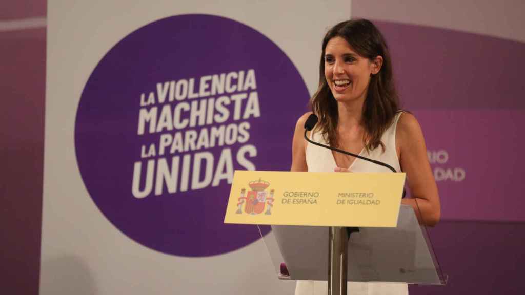 La ministra de Igualdad, Irene Montero, presenta la Iniciativa Punto Violeta en el Ministerio de Igualdad a 28 de julio de 2021, en Madrid.