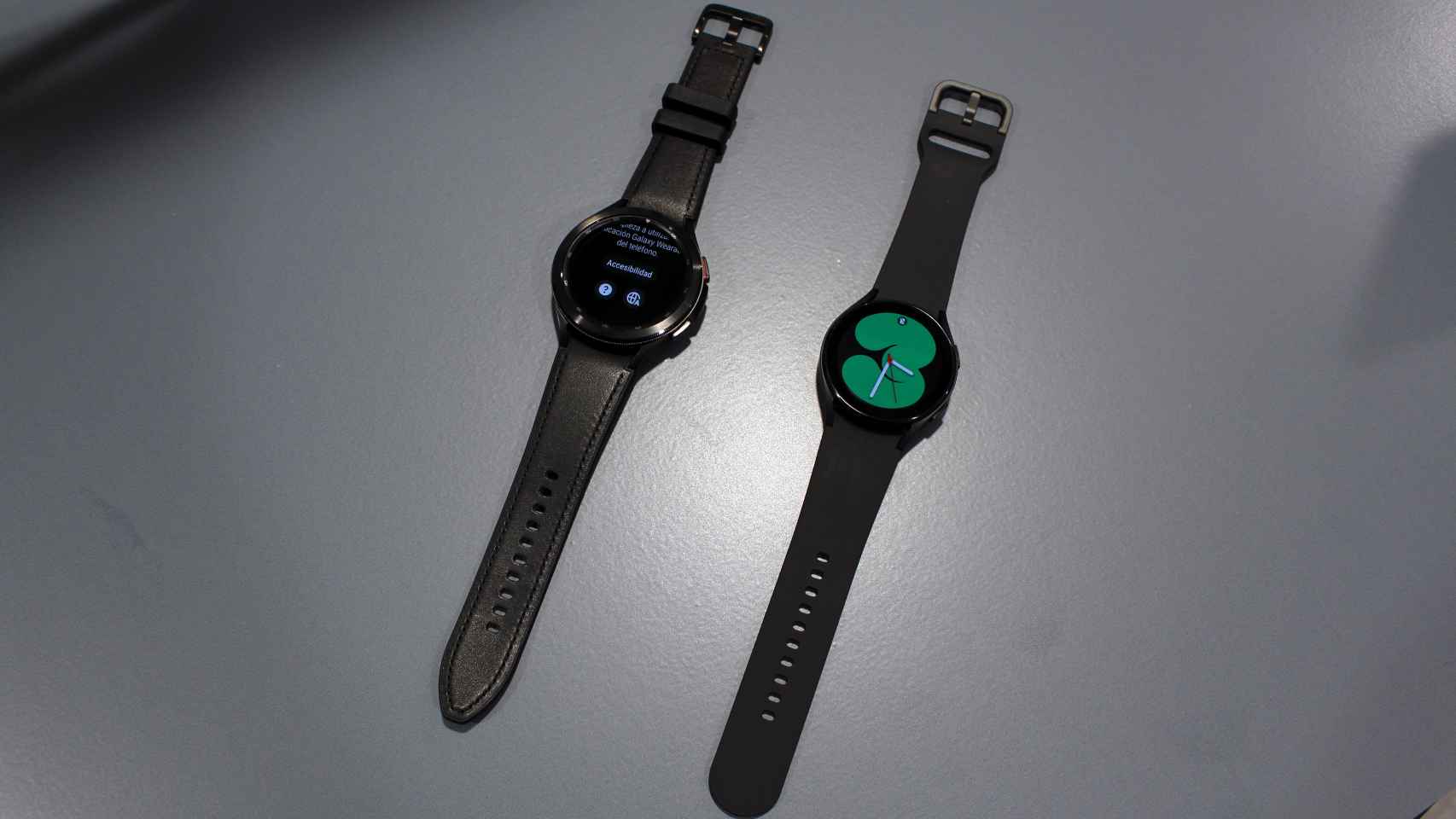 Samsung Galaxy Watch 4 y Watch 4  con diferentes correas