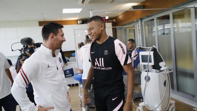 Leo Messi y Kylian Mbappé, en el PSG