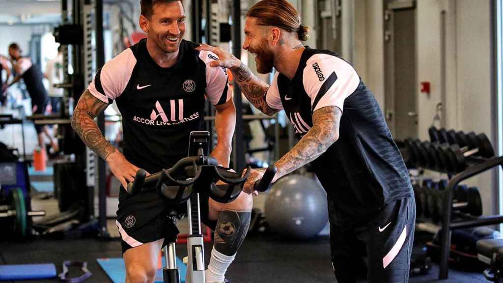 Leo Messi y Sergio Ramos, entrenando con el PSG