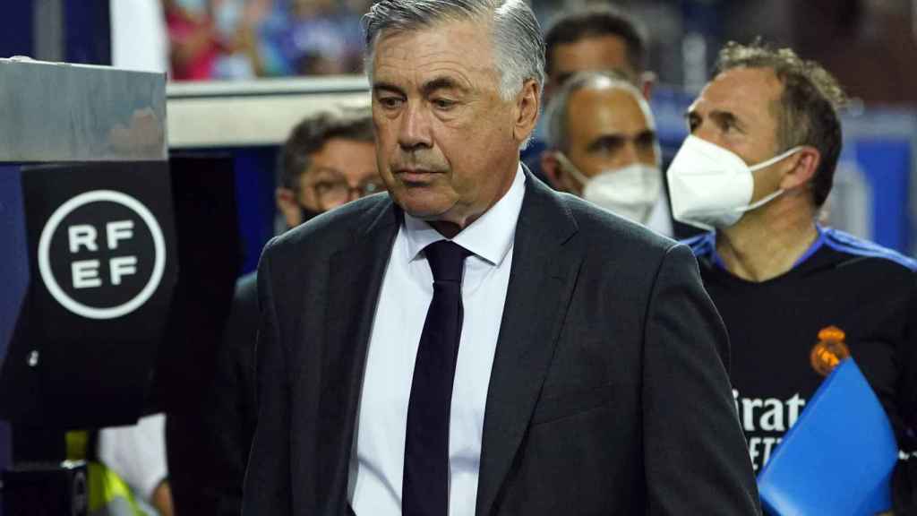 Carlo Ancelotti durante el encuentro frente al Deportivo Alavés
