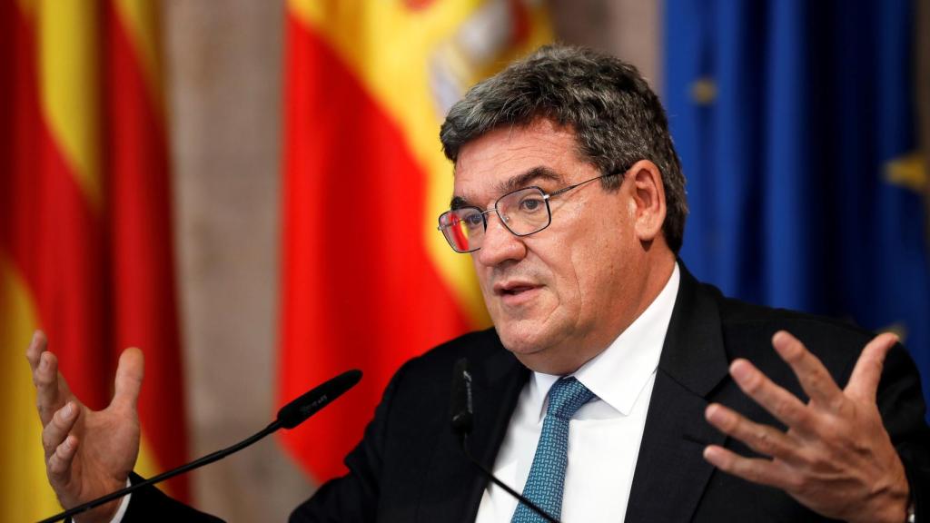 José Luis Escrivá, ministro de Migraciones, Seguridad Social e Inclusión, durante una comparecencia en el Congreso.