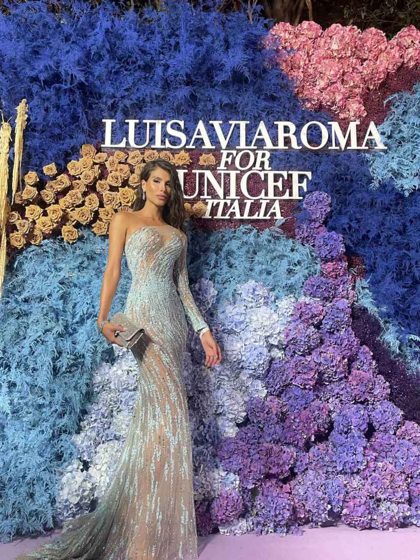Michell Roxana luciendo joyas Lisi Fracchia durante la última gala benéfica de Unicef, en Italia.