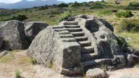 Altar rupestre escalonado en el que los habitantes de Ulaca practicaron sacrificios.