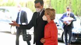 Pedro Sánchez recibe a Ursula von der Leyen, presidenta de la Comisión Europea.