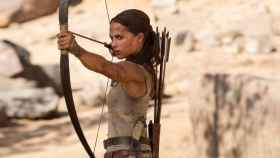 'Tomb Raider' supera al final de 'Ven a cenar conmigo'; Antena 3, a una décima de Telecinco
