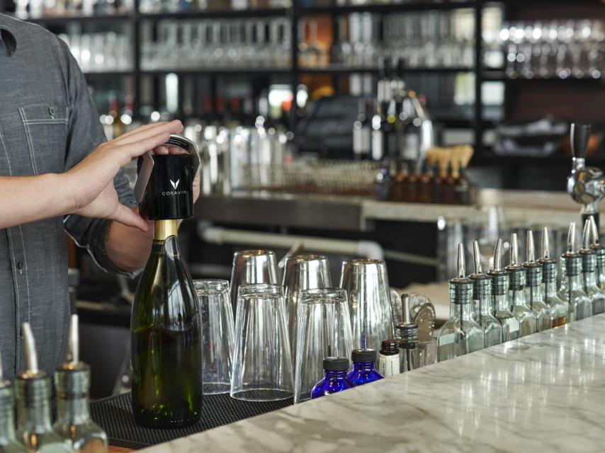 Sparkling Stopper de Coravin para vinos espumosos.