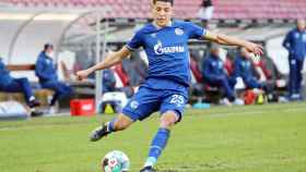 Amine Harit, con el Schalke 04