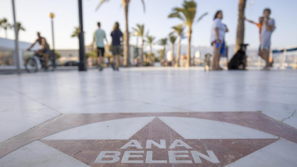 Los intérpretes del cine español que han pasado por l'Alfàs tienen su homenaje en forma de estrellas.