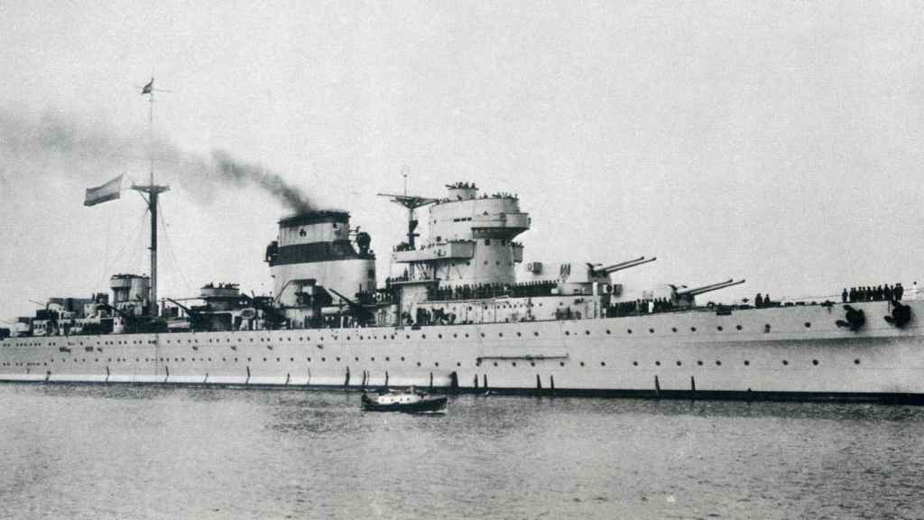 Una imagen del Crucero Baleares, el barco de guerra estrella del bando sublevado.