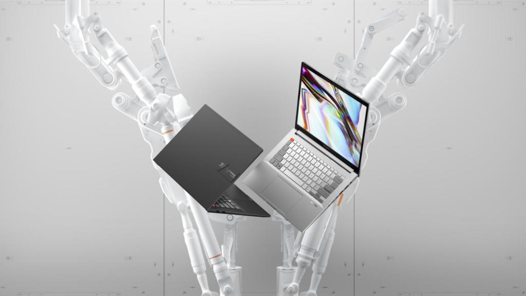 Asus Vivobook Pro 14X16X OLED con Intel.