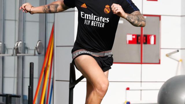 Toni Kroos, durante un entreno con el Real Madrid