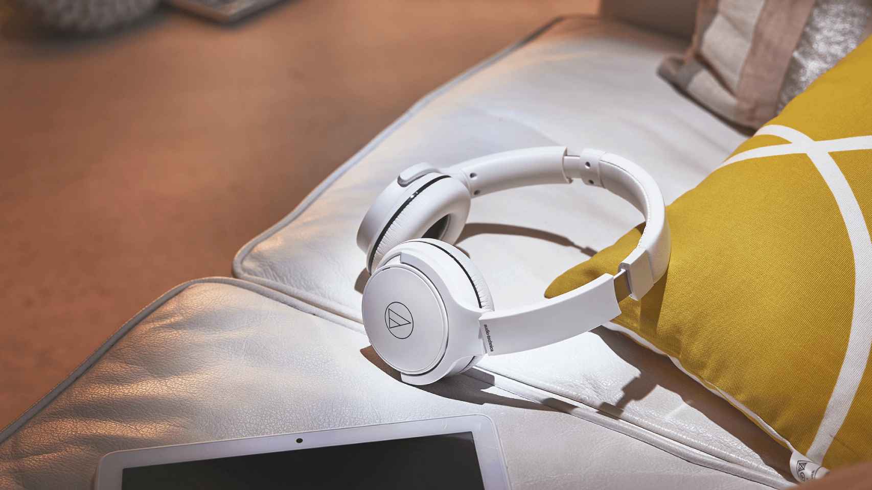 Los nuevos auriculares Audio-Technica tienen 60 horas de batería y precio  rompedor