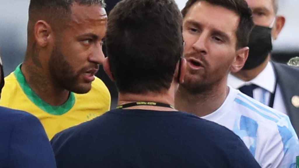 Messi y Neymar hablan con las autoridades sanitarias