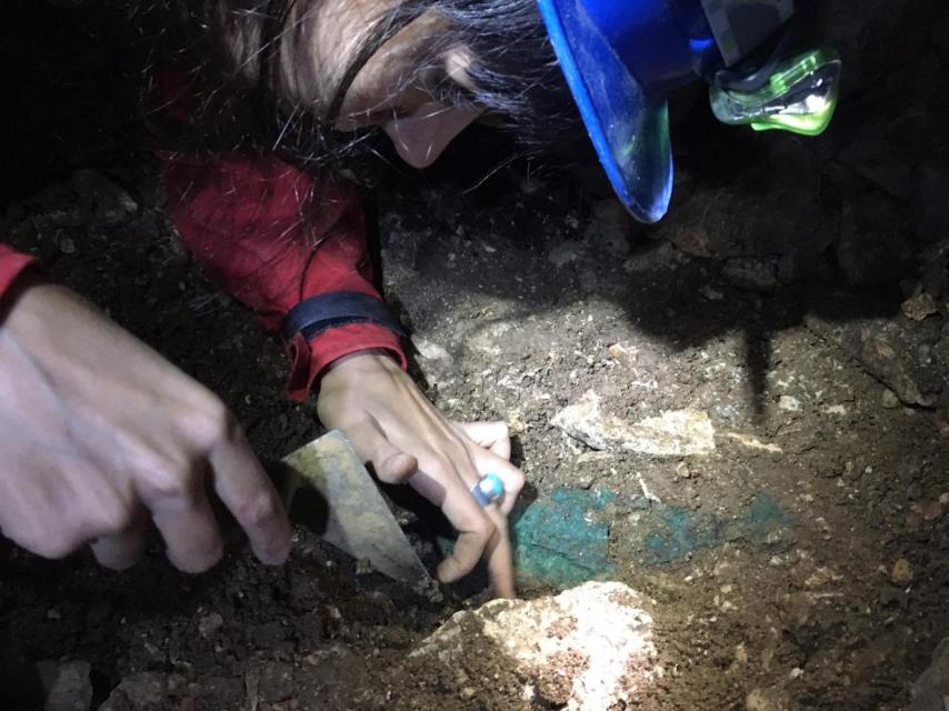 Time of discovery of the dagger sheath.