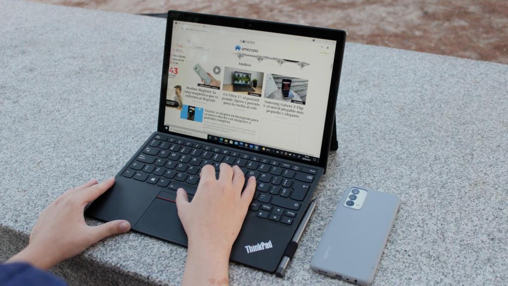 ThinkPad X12 Detachable