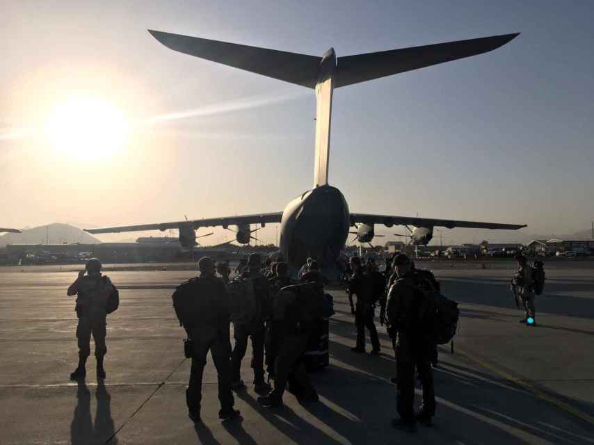 Uno de los aviones de evacuación de las Fuerzas Armadas en Kabul.