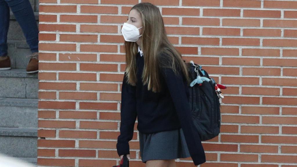 La infanta Sofía en su regreso a colegio.