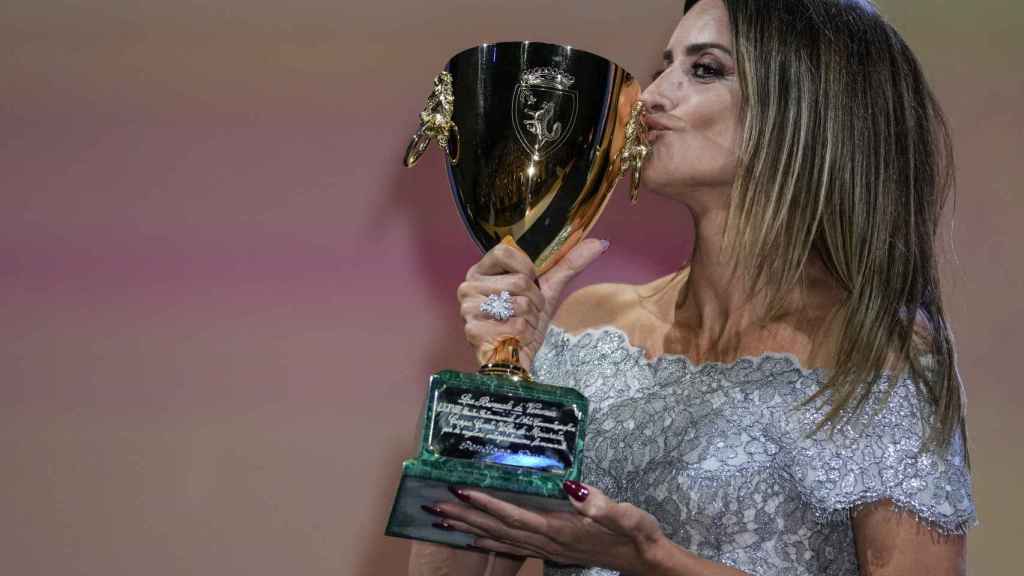Penelope Cruz with her Volpi cup for best actress for 'Parallel Mothers'.