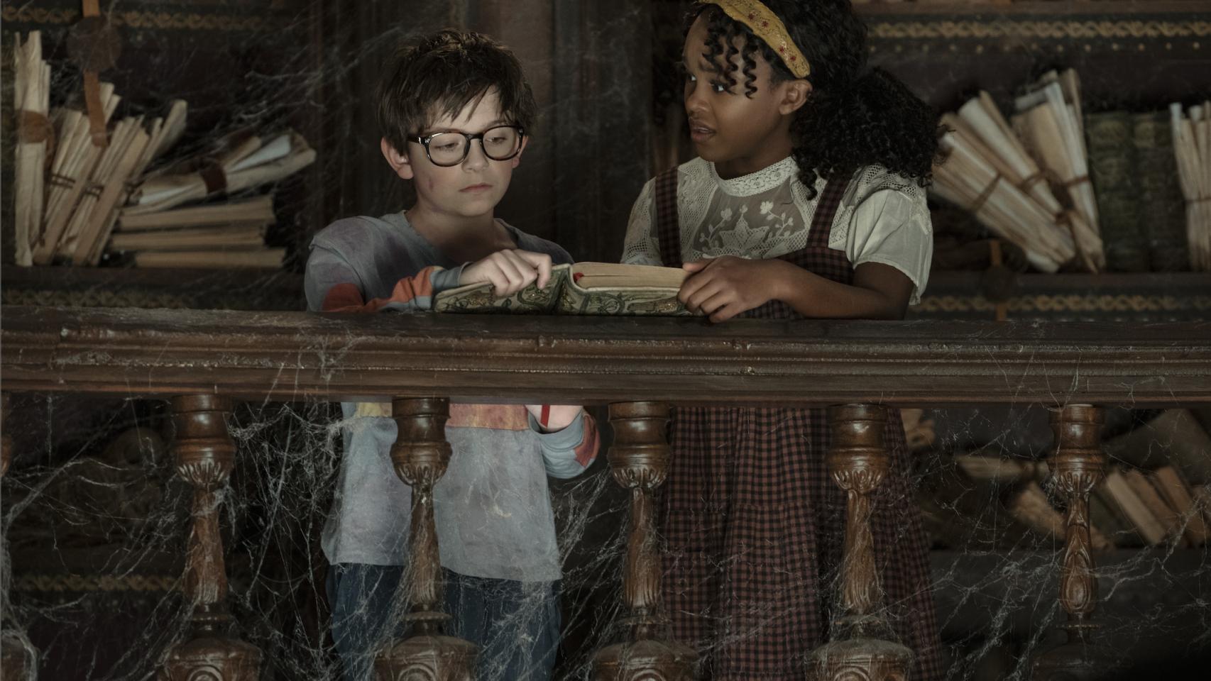 Así es 'Cuentos al caer la noche', la película de terror infantil de David Yarovesky que estrena Netflix Así es 'Cuentos al caer la noche', la película de terror infantil de David Yarovesky que estrena Netflix
