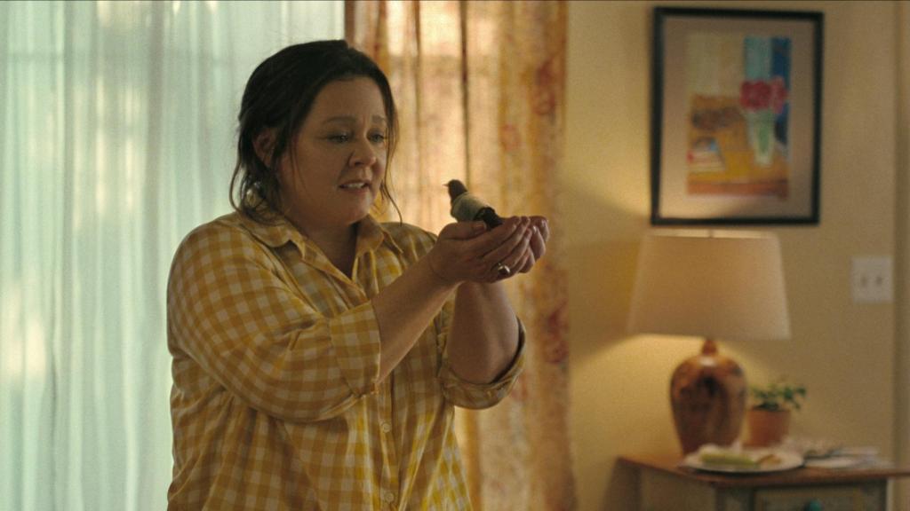 La relación con un pájaro ayudará a la protagonista a hacer frente al duelo.