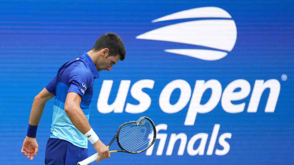 Djokovic, cabizbajo en su partido contra Medvedev en la final del US Open 2021