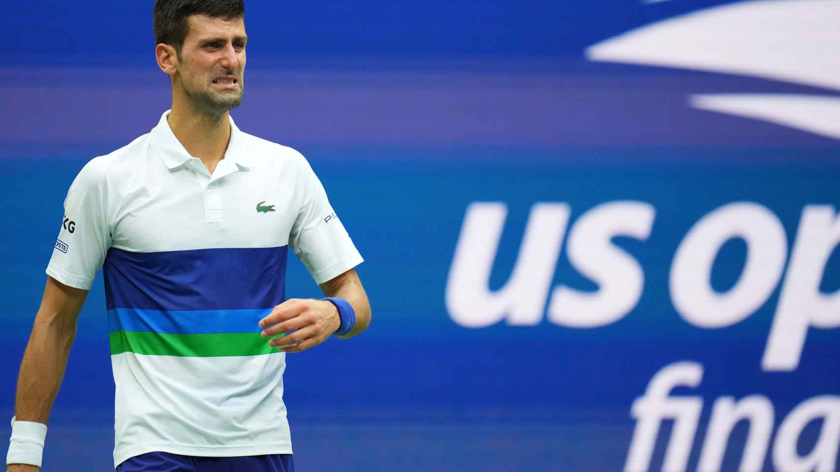 Djokovic rompe a llorar en plena final del US Open 2021 contra Medvedev