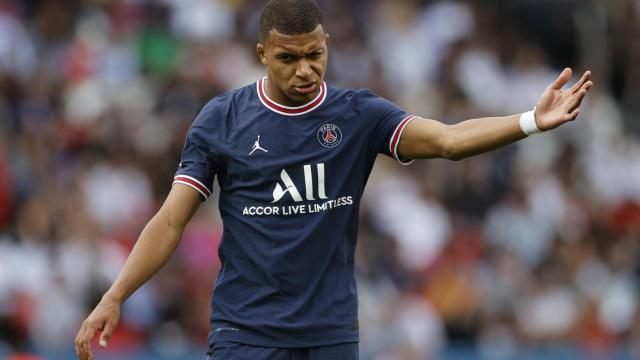 Kylian Mbappé, en un partido del PSG durante la temporada 2021/2022