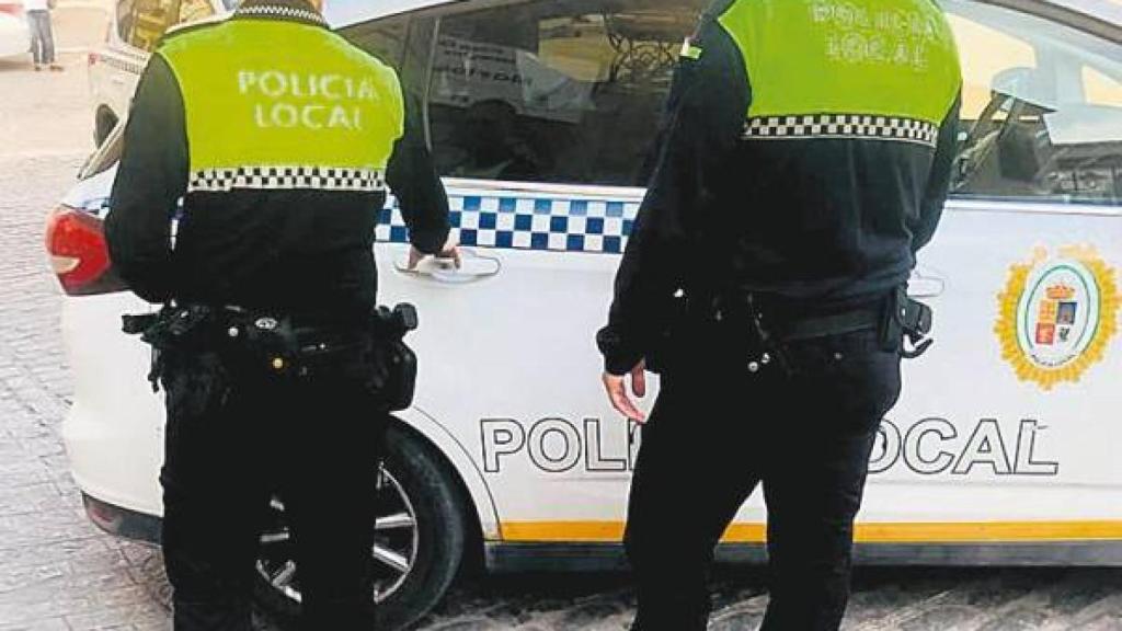 Agentes de la Policía Local de Martos, en Jaén.