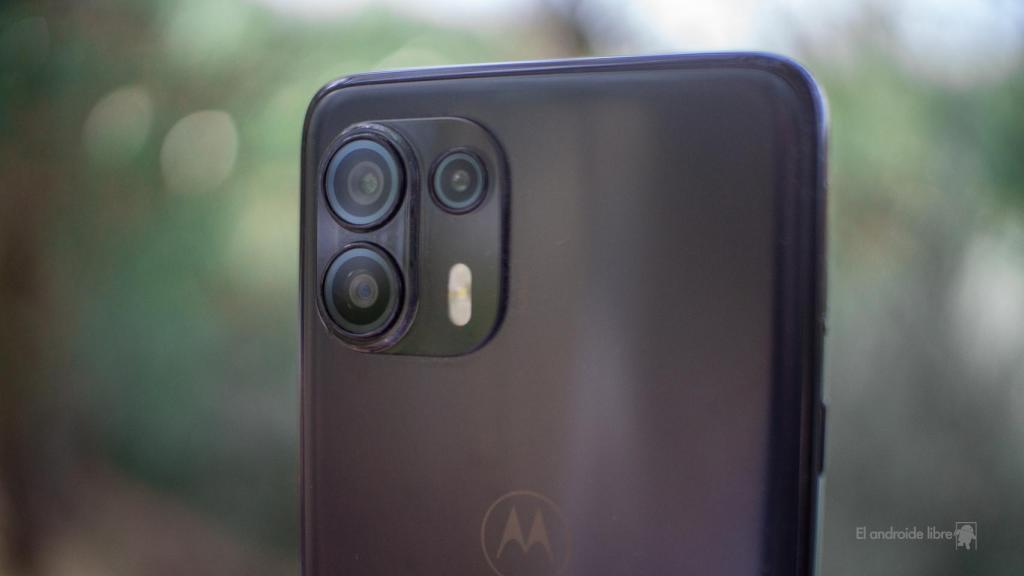 El Moto G71 contaría con una configuración de cámaras similar a esta
