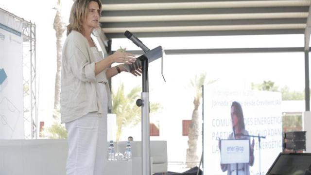 La vicepresidenta y ministra para la Transición Ecológica y el Reto Demográfico, Teresa Ribera, en Crevillente.