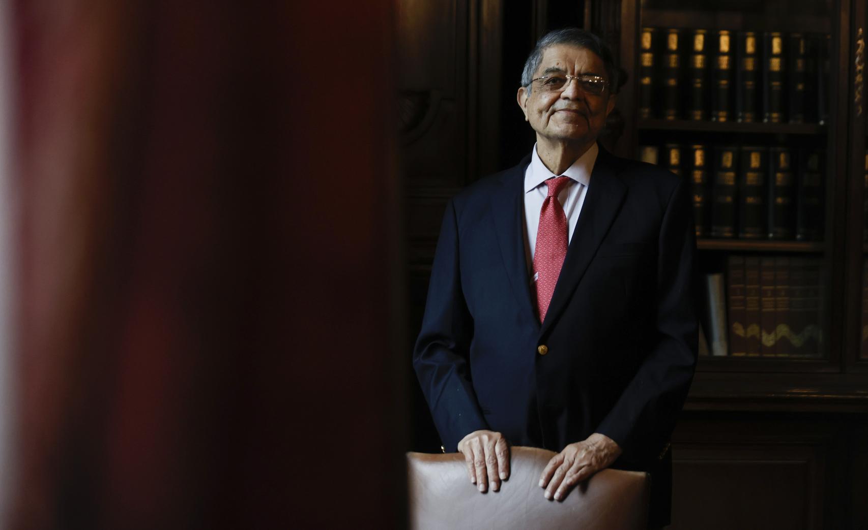 Sergio Ramírez forma parte de la generación de escritores latinoamericanos que nació después del boom.