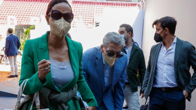 El tenista, en compañía de su mujer, Claudia Rodríguez, llegando a la presentación de Mutua Madrid Open.