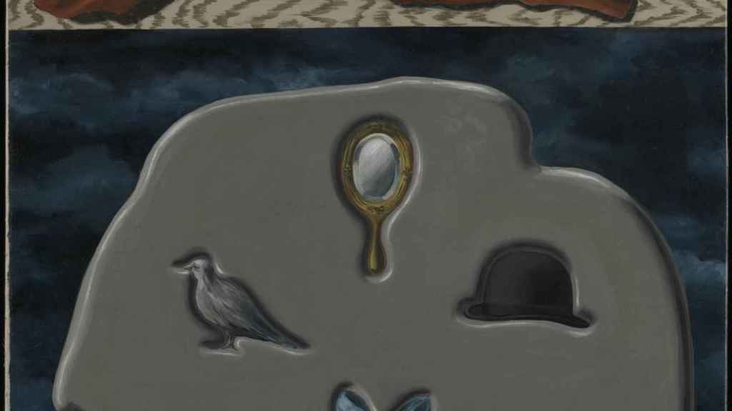 Detalle de 'El durmiente temerario', de René Magritte.