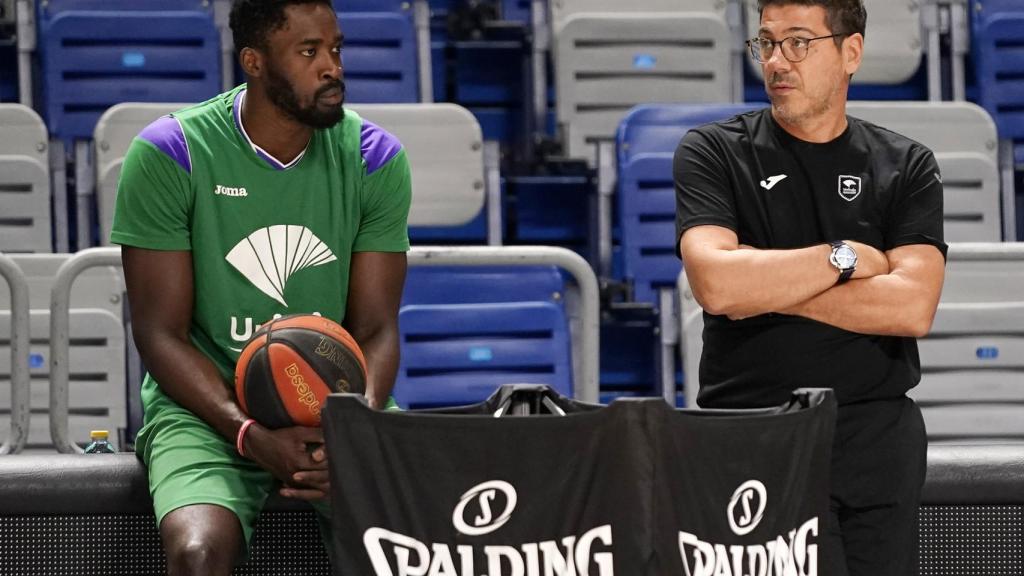 Michael Eric y Fotis Katsikaris, durante un entrenamiento.