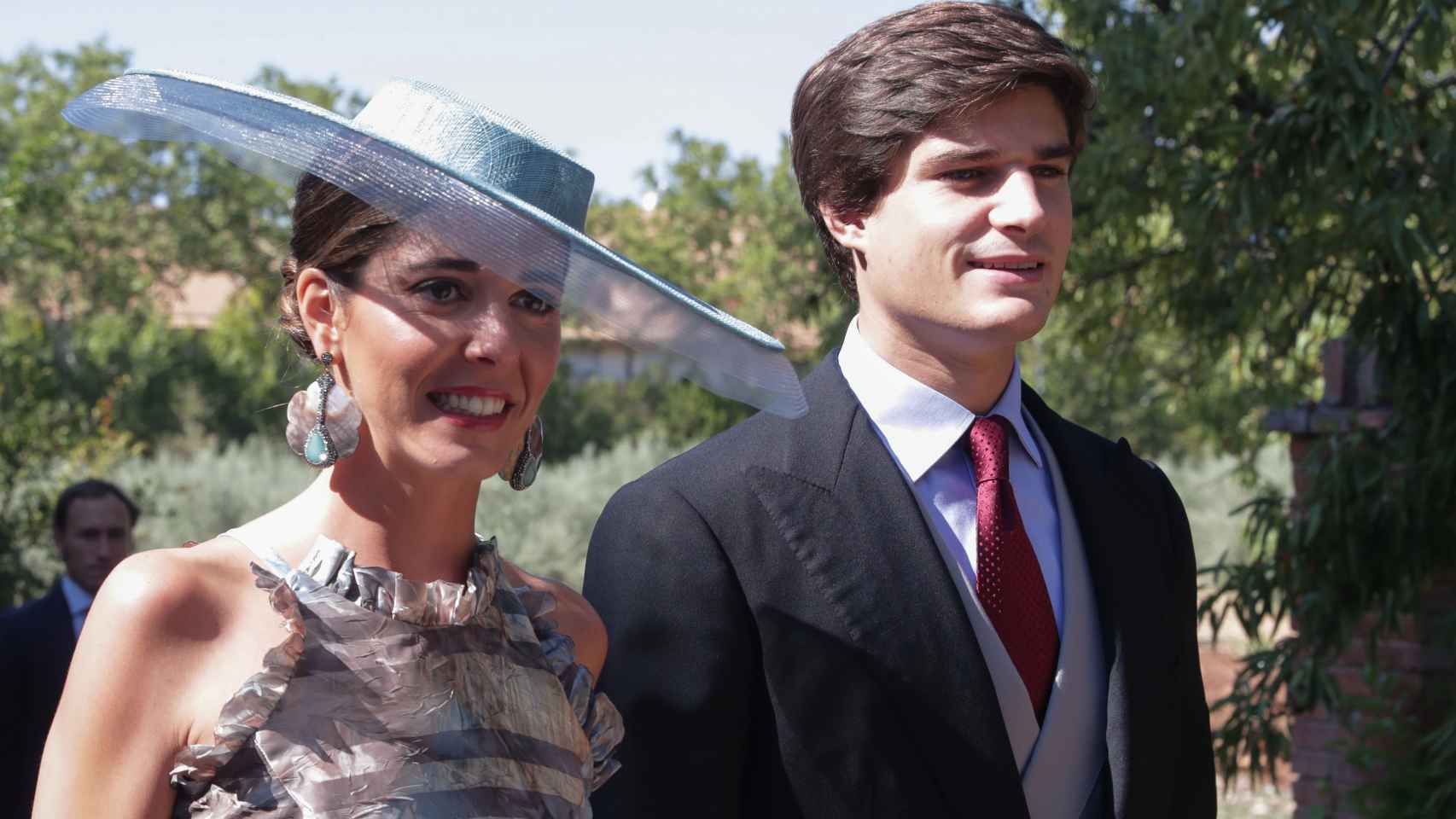 Belén Corsini y Carlos Fitz-James Stuart en la boda de María Corsini y Diego Osorio.
