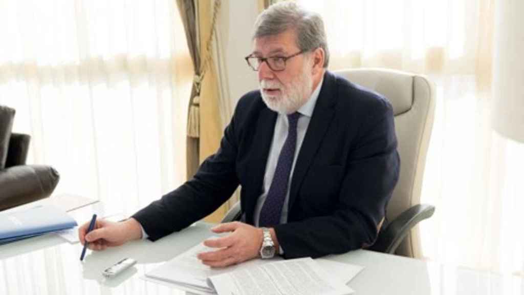El presidente de la Confederación Española de Organizaciones Empresariales de Castilla y León, Santiago Aparicio.
