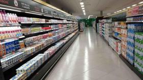 Pasillo de un supermercado Mercadona.