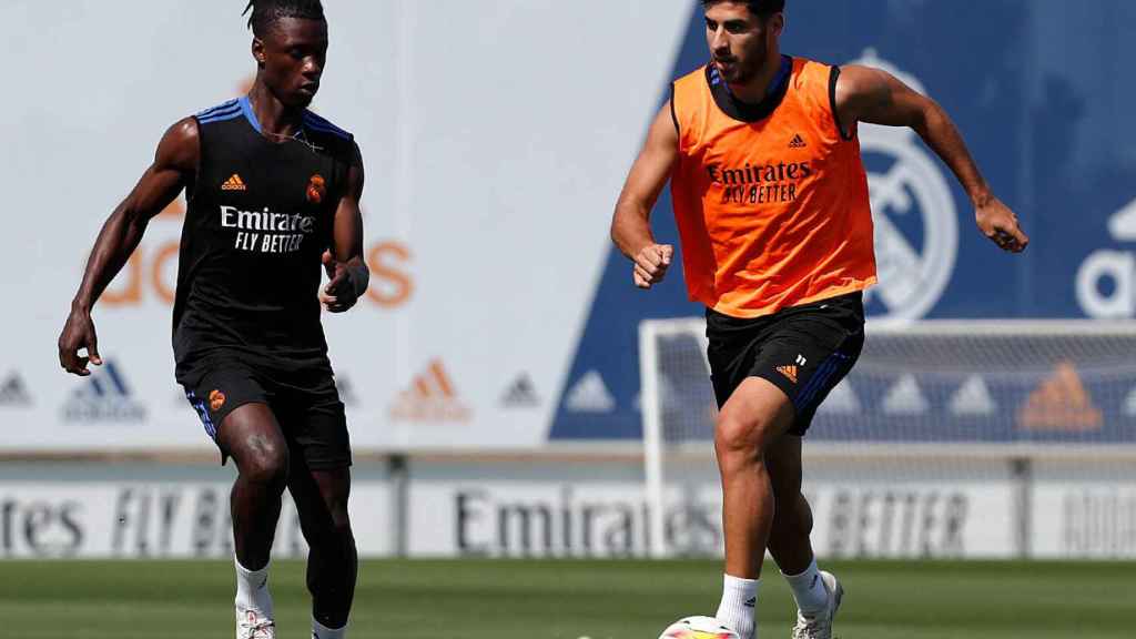 Eduardo Camavinga y Marco Asensio, durante un entrenamiento del Real Madrid