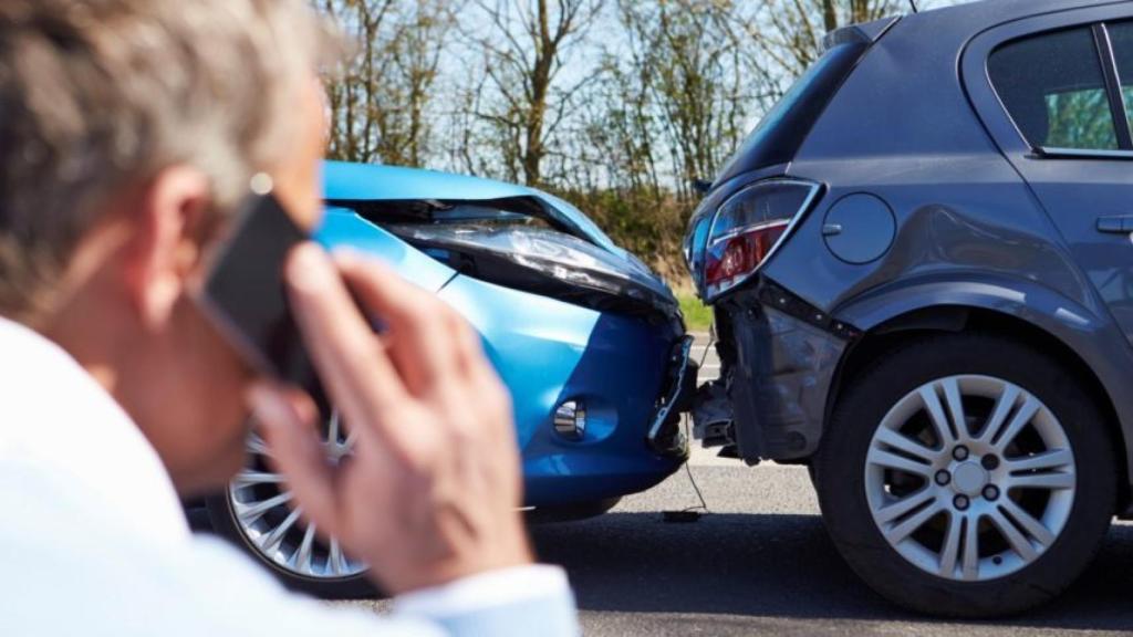 Accidente entre dos vehículos