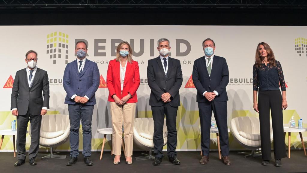 Pedro Jauregui, Mariano Fuentes, Paloma Martín, Francisco David Lucas, David Martínez y Gema Traveria inauguran REBUILD 2021 - FOTO: Rebuild
