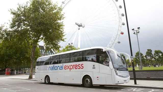 Los Cosmen ultiman la fusión de National Express con Stagecoach
