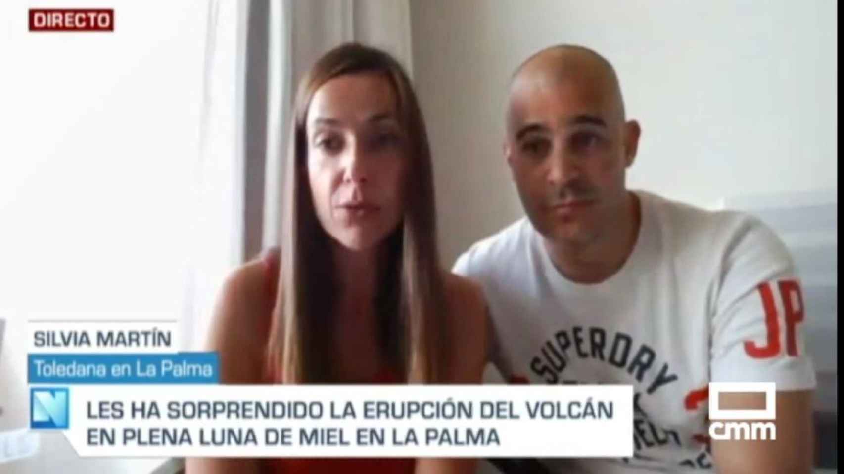 Silvia Martín y Gustavo de Gispert, informando desde La Palma en su luna de miel