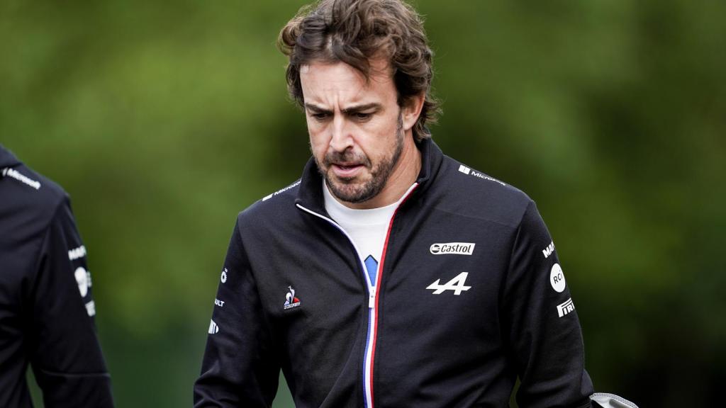 Fernando Alonso, en el paddock